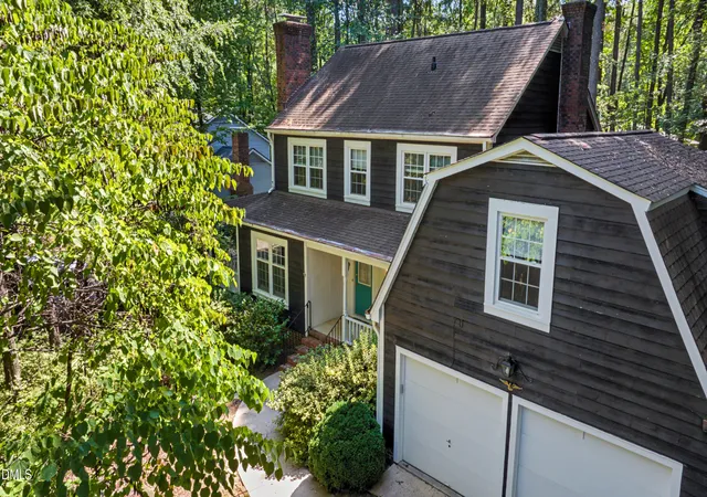 Photo 3 of Single family home for sale at 132 Kingston Dr, Chapel Hill, NC 27514 | MLS# 10179089 | Listing updated on 2026-09-04