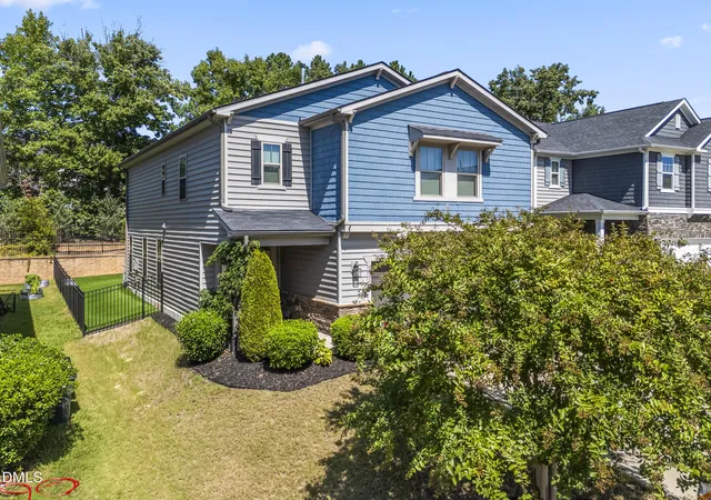 Photo 1 of Single family home for sale at 4021 Reunion Crk Pkwy, Apex, NC 27539 | MLS# 10179951 | Listing updated on 2026-09-27