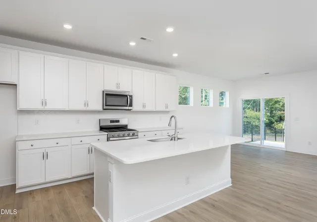Photo 3 of Townhouse for sale at 5412 Running Fox Ln, Durham, NC 27703 | MLS# 10178466 | Listing updated on 2026-09-26