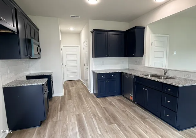 Photo 3 of Single family home for sale at 152 Shiloh Dr, Lillington, NC 27546 | MLS# 10189977 | Listing updated on 2026-09-01