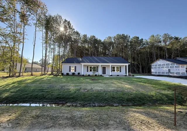 Photo 1 of Single family home for sale at 415 Chelsie St, Kenly, NC 27542 | MLS# 10198295 | Listing updated on 2026-10-28