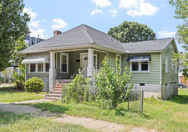 Photo 1 of Single family home for sale at 101 Seawell Ave, Raleigh, NC 27601 | MLS# 10191329 | Listing updated on 2026-09-08