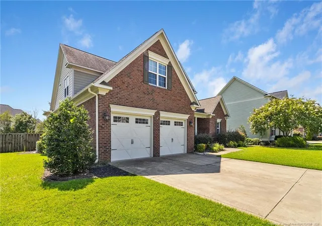 Photo 2 of Single family home for sale at 3024 Southridge Ct, Fayetteville, NC 28306 | MLS# 765728 | Listing updated on 2026-09-03