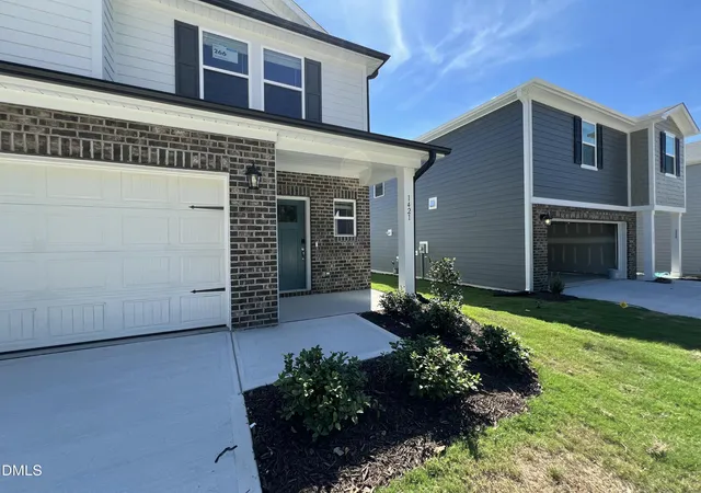 Photo 3 of Single family home for sale at 1421 Hatteras Rd, Durham, NC 27704 | MLS# 10180658 | Listing updated on 2026-09-16