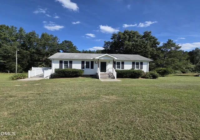 Photo 1 of Single family home for sale at 307 Slate Top House Rd, Clayton, NC 27520 | MLS# 10179885 | Listing updated on 2026-09-10
