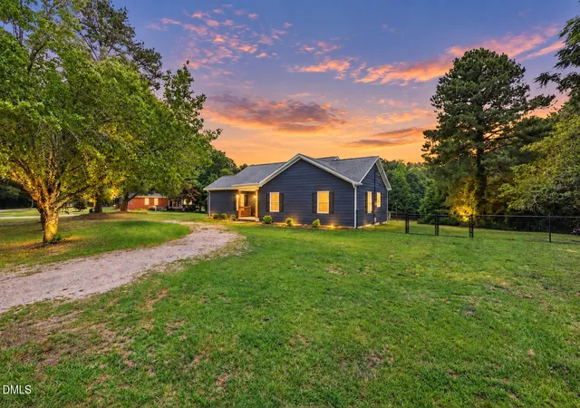 Photo 1 of Single family home for sale at 962 Laurel Ml Centerville Rd, Louisburg, NC 27549 | MLS# 10180589 | Listing updated on 2026-10-02
