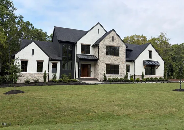 Photo 1 of Single family home for sale at 41 Firefly Overlook Rd, Pittsboro, NC 27312 | MLS# 10180435 | Listing updated on 2026-09-23