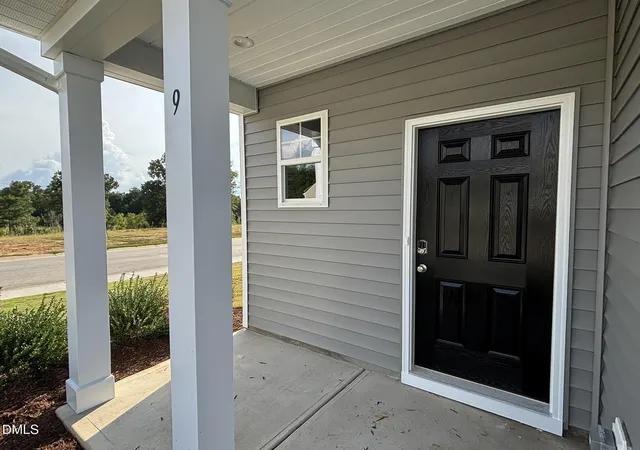 Photo 2 of Single family home for sale at 9 Steppe Way, Garner, NC 27529 | MLS# 10180185 | Listing updated on 2026-10-06