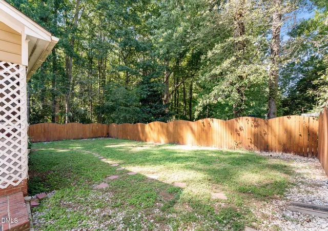 Photo 4 of Single family home for sale at 301 November St, Garner, NC 27529 | MLS# 10191861 | Listing updated on 2026-09-25