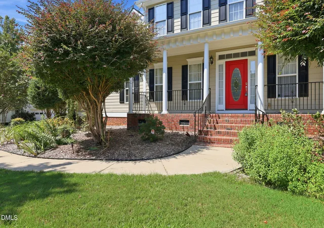 Photo 2 of Single family home for sale at 2725 Lautenberg Ln, Willow Spring, NC 27592 | MLS# 10191105 | Listing updated on 2026-09-14
