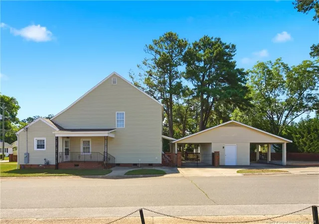 Photo 2 of Single family home for sale at 219 Marshall Rd, Fayetteville, NC 28303 | MLS# 765540 | Listing updated on 2026-09-14