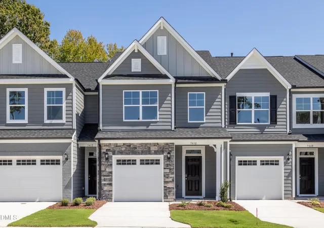 Photo 2 of Townhouse for sale at 5410 Running Fox Ln, Durham, NC 27703 | MLS# 10181082 | Listing updated on 2026-09-26