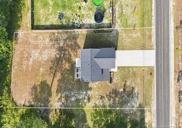 Photo 2 of Single family home for sale at 681 Britt Rd, St. Pauls, NC 28384 | MLS# 766289 | Listing updated on 2026-09-26