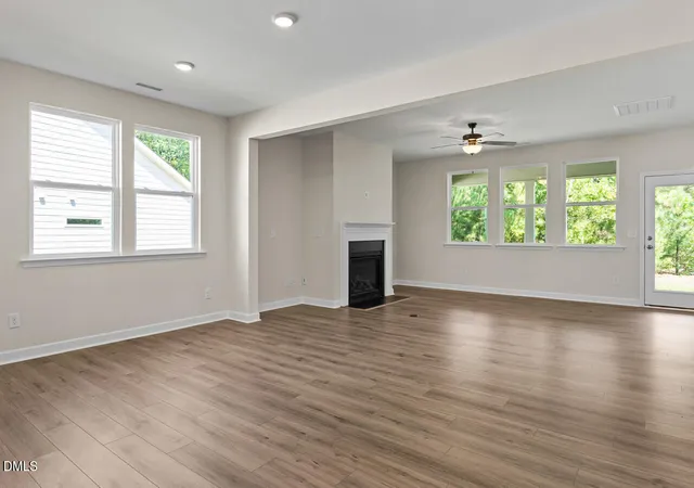 Photo 4 of Single family home for sale at 712 Dragonfly Pond Way, Wake Forest, NC 27587 | MLS# 10181188 | Listing updated on 2026-10-18