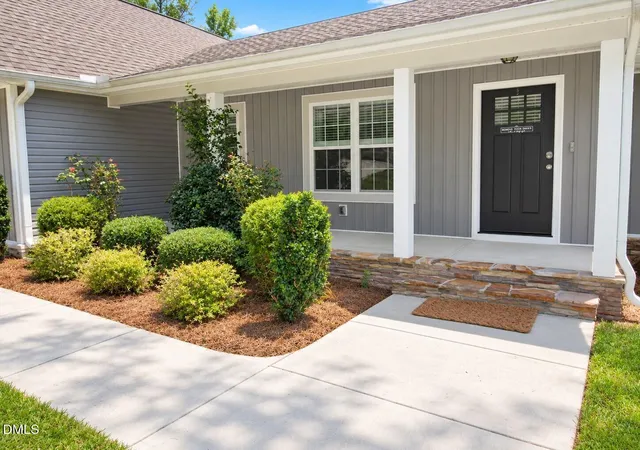 Photo 2 of Single family home for sale at 104 Woodbine Dr, Louisburg, NC 27549 | MLS# 10181487 | Listing updated on 2026-09-19