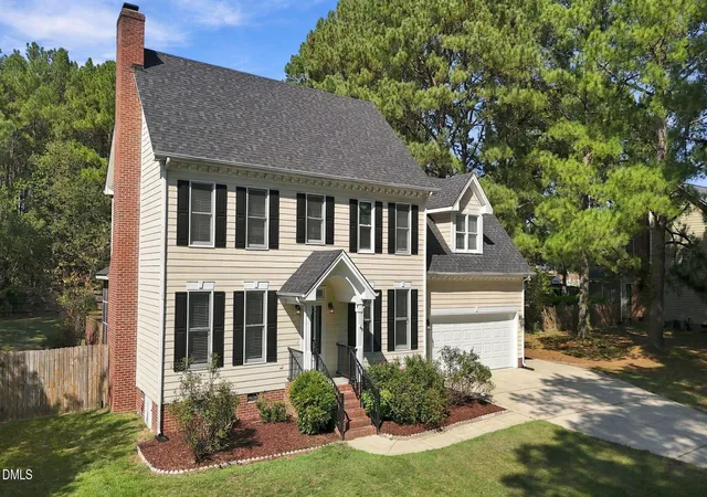 Photo 2 of Single family home for sale at 824 Elbridge Dr, Raleigh, NC 27603 | MLS# 10190886 | Listing updated on 2026-09-17