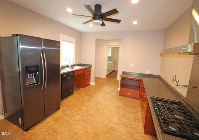 Photo 3 of Single family home for sale at 132 Watson Dr, Henderson, NC 27536 | MLS# 10182197 | Listing updated on 2026-09-30
