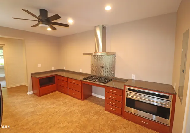 Photo 4 of Single family home for sale at 132 Watson Dr, Henderson, NC 27536 | MLS# 10182197 | Listing updated on 2026-09-30