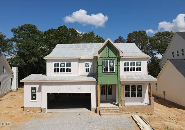 Photo 2 of Single family home for sale at 2324 Hilltop Blfs Ct, Fuquay Varina, NC 27526 | MLS# 10189983 | Listing updated on 2026-09-03