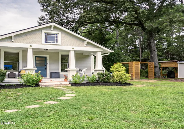 Photo 2 of Single family home for sale at 627 Cedar Grv Rd, Hillsborough, NC 27278 | MLS# 10182820 | Listing updated on 2026-09-19