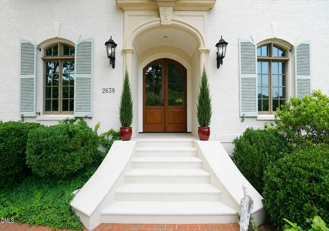 Photo 2 of Sale Pending at 2638 Churchill Rd, Raleigh, NC 27608 | MLS# 10183899 | Listing updated on 2026-10-24