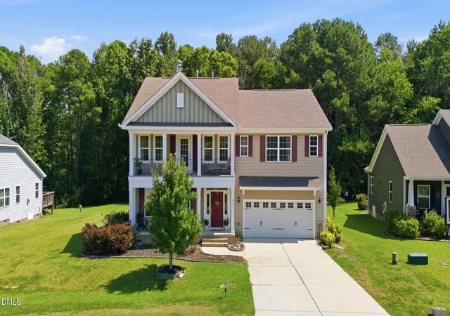 Photo 1 of Single family home for sale at 8109 Fieldcrest Ln, Fuquay Varina, NC 27526 | MLS# 10189419 | Listing updated on 2026-09-06