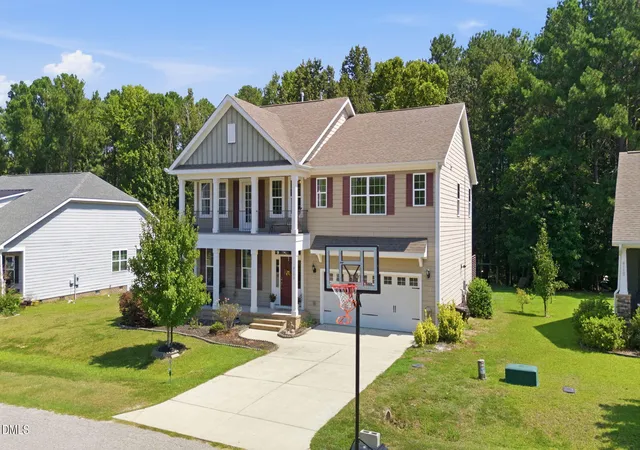 Photo 2 of Single family home for sale at 8109 Fieldcrest Ln, Fuquay Varina, NC 27526 | MLS# 10189419 | Listing updated on 2026-09-06
