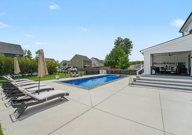 Photo 4 of Single family home for sale at 3723 Regent Pines Dr, New Hill, NC 27562 | MLS# 10183467 | Listing updated on 2026-09-20