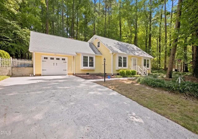 Photo 1 of Single family home for sale at 1605 Sycamore Dr, Garner, NC 27529 | MLS# 10189034 | Listing updated on 2026-10-01
