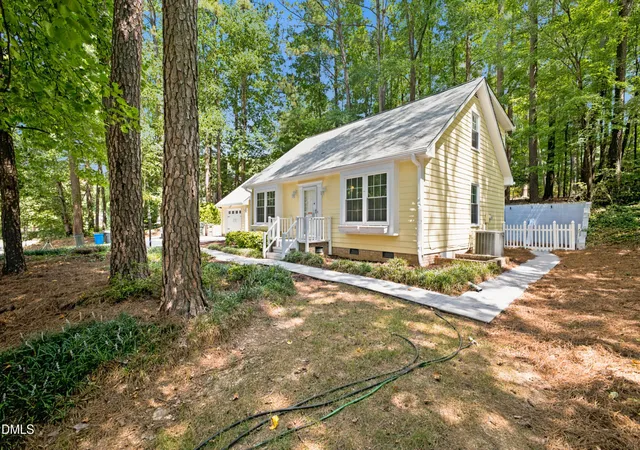 Photo 3 of Single family home for sale at 1605 Sycamore Dr, Garner, NC 27529 | MLS# 10189034 | Listing updated on 2026-10-01