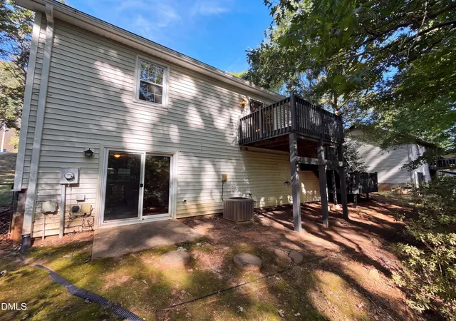 Photo 4 of Single family home for sale at 7816 Foxwood Dr, Raleigh, NC 27615 | MLS# 10182860 | Listing updated on 2026-10-08