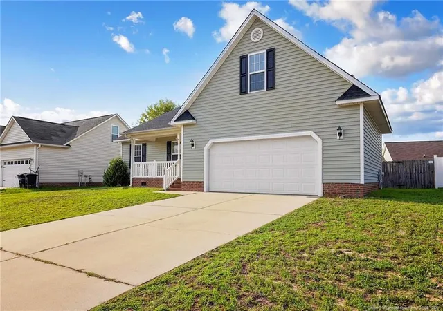 Photo 3 of Sale Pending at 1482 Avoncroft Dr, Fayetteville, NC 28306 | MLS# 767018 | Listing updated on 2026-09-21