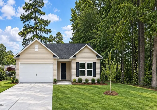 Photo 1 of Single family home for sale at 306 W Sater St, Pinetops, NC 27864 | MLS# 10183972 | Listing updated on 2026-10-04