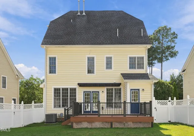 Photo 2 of Single family home for sale at 248 Star Magnolia Dr, Morrisville, NC 27560 | MLS# 10185210 | Listing updated on 2026-10-06