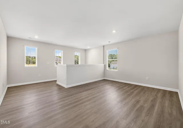 Photo 3 of Single family home for sale at 109 Airdale Dr, Oxford, NC 27565 | MLS# 10184391 | Listing updated on 2026-10-09