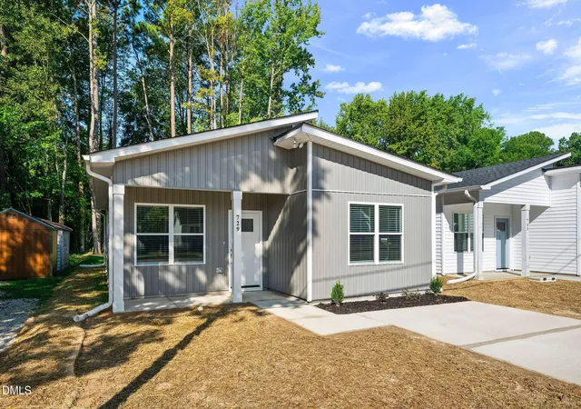 Photo 3 of Single family home for sale at 729 Shepard School Rd, Zebulon, NC 27597 | MLS# 10184435 | Listing updated on 2026-10-01