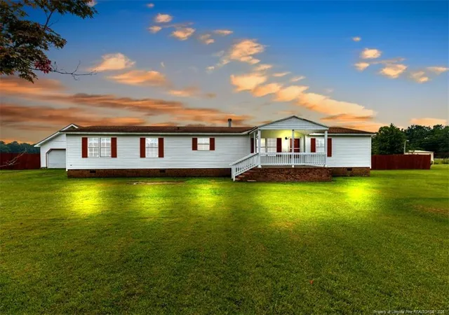 Photo 1 of Single family home for sale at 403 Old Kingsdale Rd, Lumberton, NC 28358 | MLS# 767024 | Listing updated on 2026-09-11