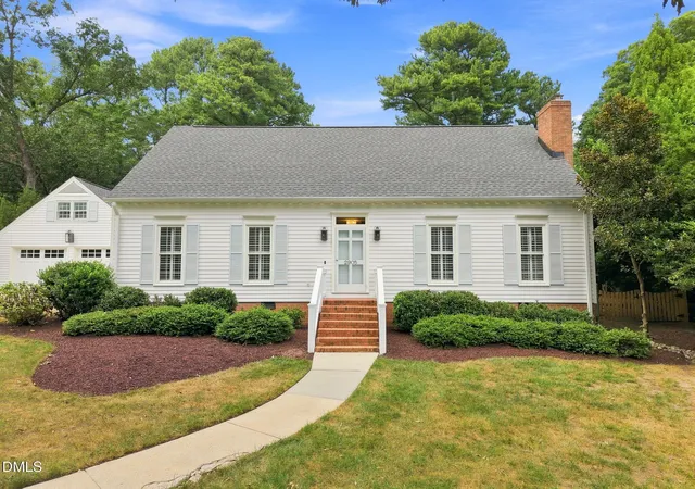 Photo 1 of Sale Pending at 2905 Augusta Ct, Raleigh, NC 27607 | MLS# 10192887 | Listing updated on 2026-09-19