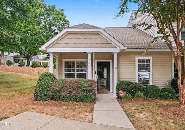 Photo 2 of Townhouse for sale at 2707 Willow Pines Pl, Raleigh, NC 27614 | MLS# 10190025 | Listing updated on 2026-09-01