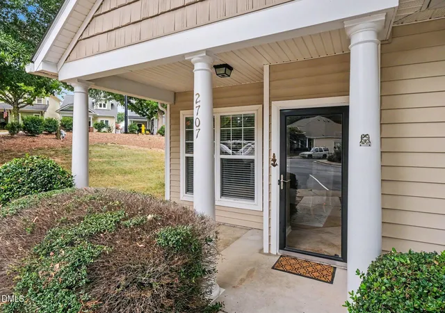 Photo 4 of Townhouse for sale at 2707 Willow Pines Pl, Raleigh, NC 27614 | MLS# 10190025 | Listing updated on 2026-09-01