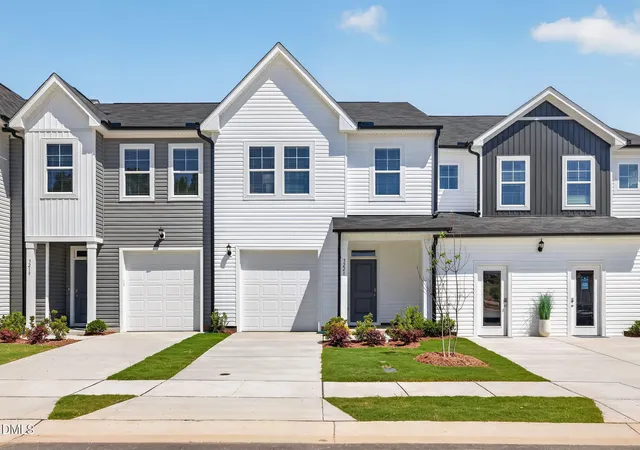 Photo 2 of Townhouse for sale at 3221 Bailey Lk Dr, Fuquay Varina, NC 27526 | MLS# 10185121 | Listing updated on 2026-09-21