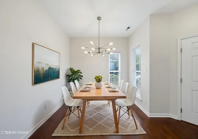 Photo 4 of Single family home for sale at 904 Starkland Way, Holly Springs, NC 27540 | MLS# 10191633 | Listing updated on 2026-09-15