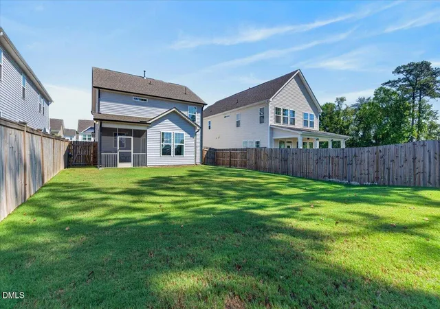 Photo 3 of Single family home for sale at 86 Bluebell St, Angier, NC 27501 | MLS# 10190475 | Listing updated on 2026-09-06