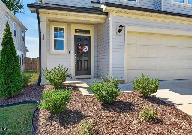 Photo 4 of Single family home for sale at 86 Bluebell St, Angier, NC 27501 | MLS# 10190475 | Listing updated on 2026-09-06
