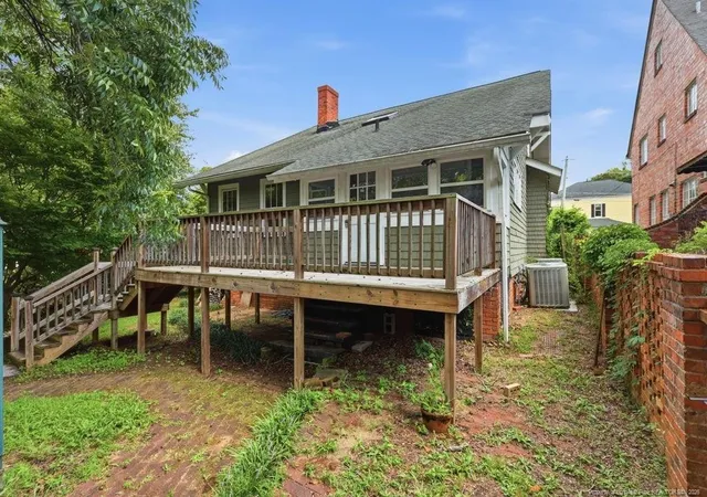 Photo 4 of Single family home for sale at 115 Hale St, Fayetteville, NC 28301 | MLS# 767463 | Listing updated on 2026-10-01