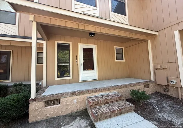 Photo 2 of Townhouse for sale at 1208 N Forest Dr, Fayetteville, NC 28303 | MLS# 767452 | Listing updated on 2026-09-17