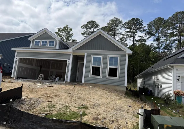 Photo 2 of Sale Pending at 172 White Oak Gdn Way #2, Garner, NC 27529 | MLS# 10185614 | Listing updated on 2026-09-28