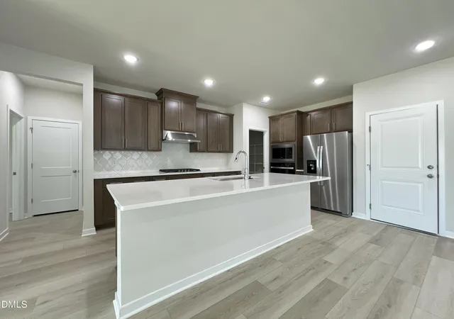 Photo 4 of Single family home for sale at 6116 Ivy Brk Trl, Wendell, NC 27591 | MLS# 10185739 | Listing updated on 2026-10-09