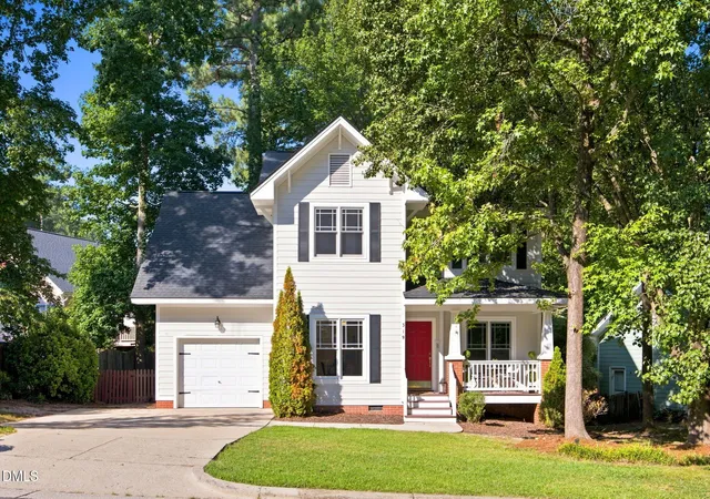 Photo 2 of Single family home for sale at 319 Pine Nut Ln, Apex, NC 27502 | MLS# 10190725 | Listing updated on 2026-09-14