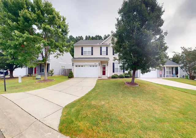Photo 2 of Sale Pending at 5628 Slaytenbush Ln, Durham, NC 27703 | MLS# 10189887 | Listing updated on 2026-09-06
